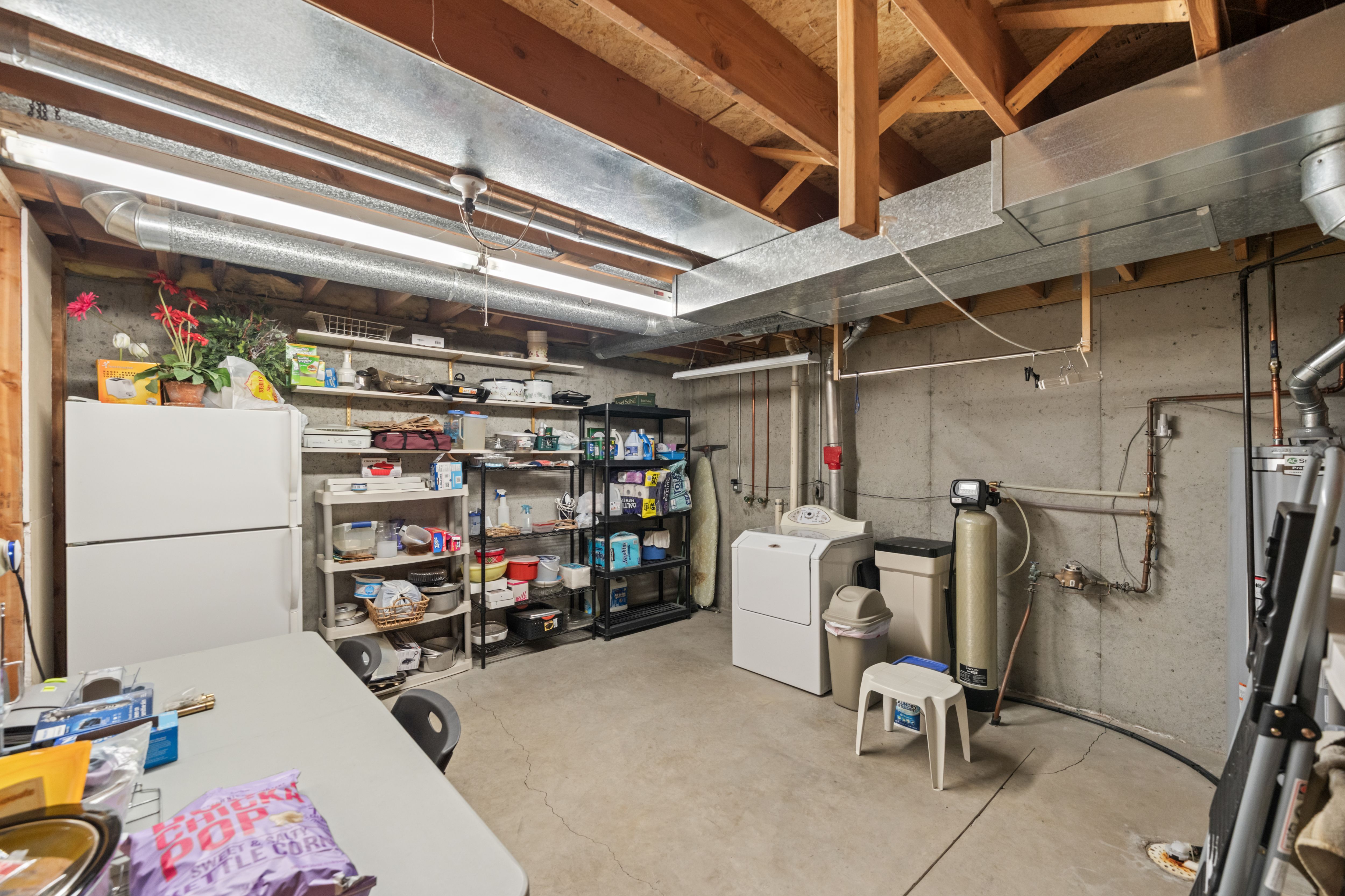Listing Photo: 106 W Franklin Ave, Indianola, IA 50125-32